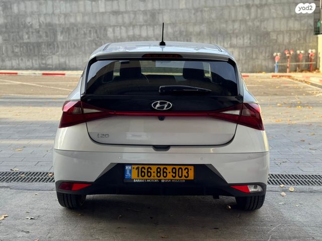 יונדאי i20