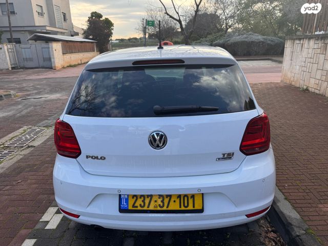 פולקסווגן פולו 