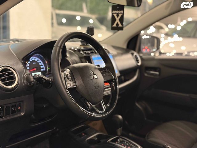 מיצובישי ספייס סטאר