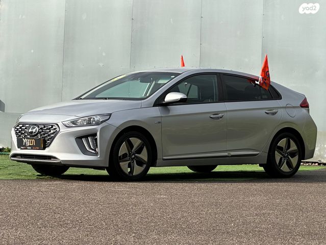 יונדאי איוניק