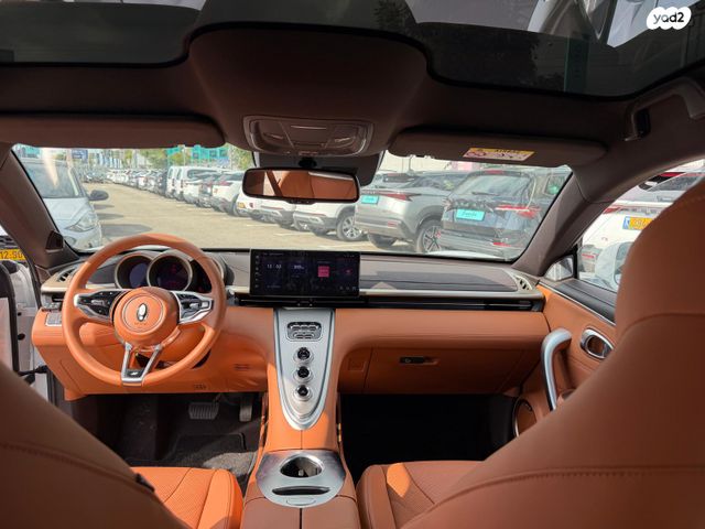 07 Pro Plus חשמלי אוט׳ (204 כ״ס)