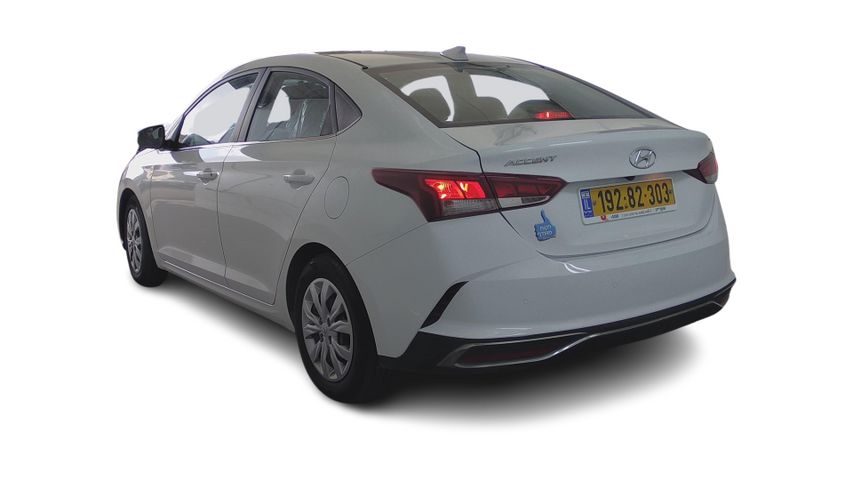 יונדאי אקסנט i25