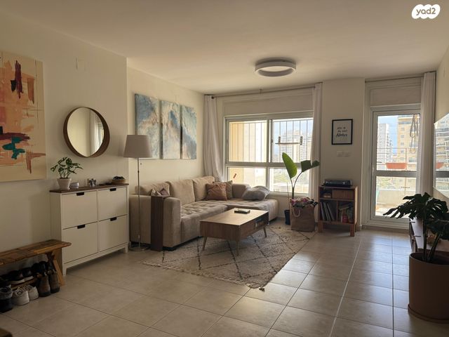 מנחם אוסישקין 22