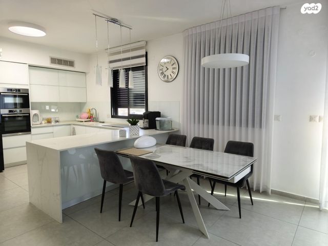 דירה, הטורים 1, נוף השרון, נתניה