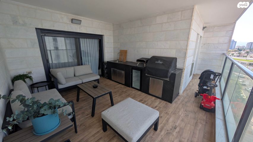 דירה, נעמי שמר 7, גלי ים, קרית ים