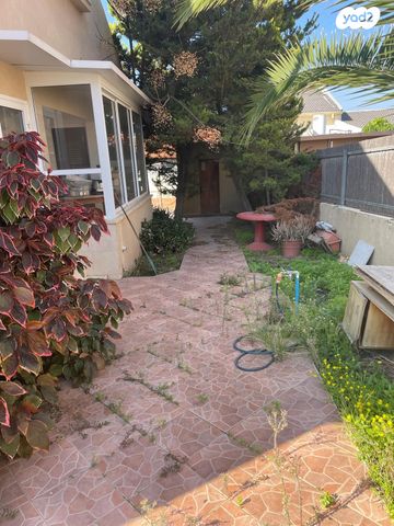 דו משפחתי, יחזקאל זונאבנד 23, אפרידר, אשקלון