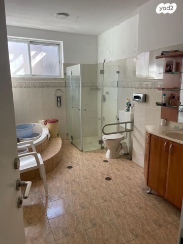 דו משפחתי, יחזקאל זונאבנד 23, אפרידר, אשקלון