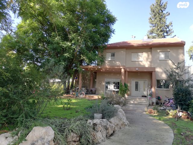 בית פרטי/ קוטג', חולתה, חולתה, חולתה