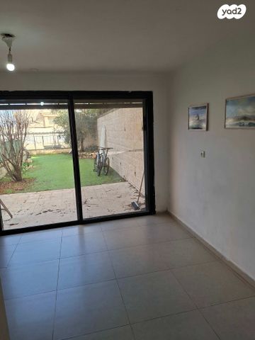 דירת גן, שיבת ציון 2, דקל, אפרת