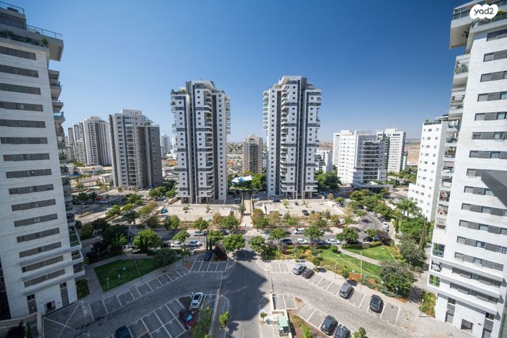 דירה, חיים הרצוג 35, פסגות אפק, ראש העין