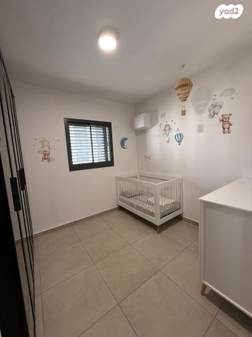 דירה, חיה רוזנטל-חביליו 3, נוריות, ראשון לציון