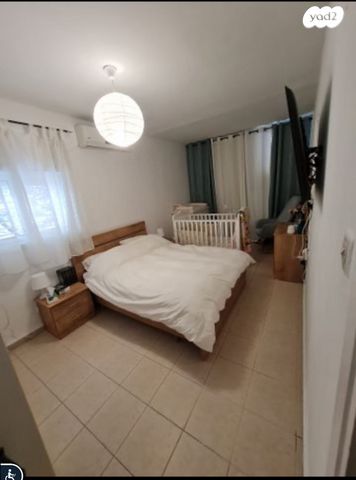 דירה, קרן היסוד 25, אברמוביץ', ראשון לציון