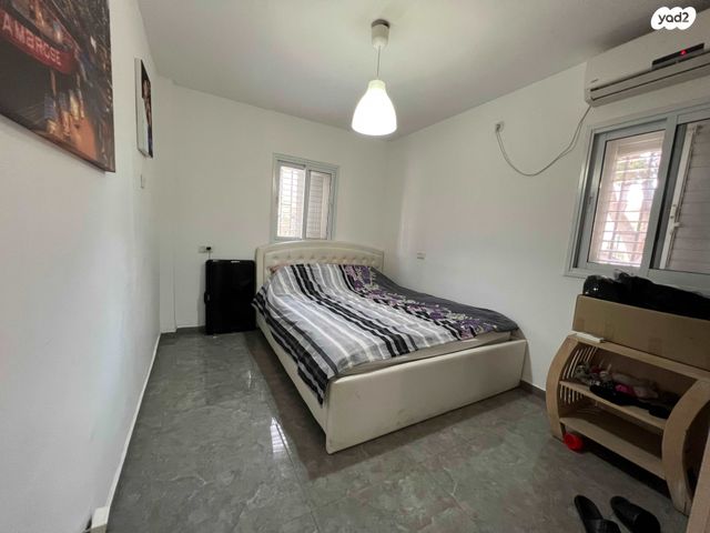 דירה, האתרוג 2, אושיות, רחובות