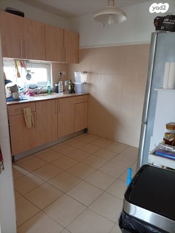 דו משפחתי, עפרוני 20, מעוף, ערד