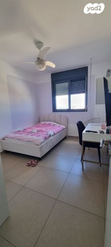 דירה, גרטי וקרל קורי 5, פסגות אפק, ראש העין