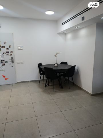 דירת גן, סביון 32, הפרחים, חריש