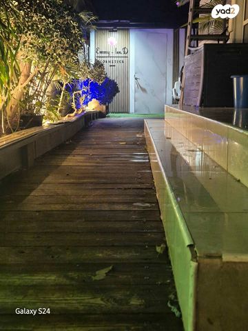 בית פרטי/ קוטג', שביל האלון 1, בת הדר, בת הדר