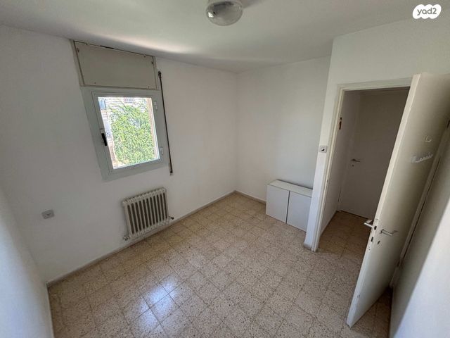 דירה, אבשלום חביב 10, ארמון הנציב, תלפיות מזרח, ירושלים