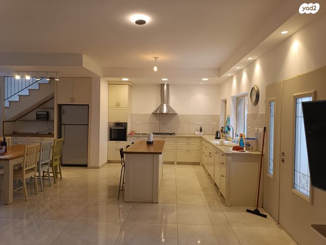 בית פרטי/ קוטג', חולתה, חולתה, חולתה