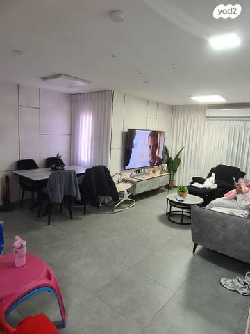 דירה, יצחק ורדימון 1020, נווה דוד, דימונה