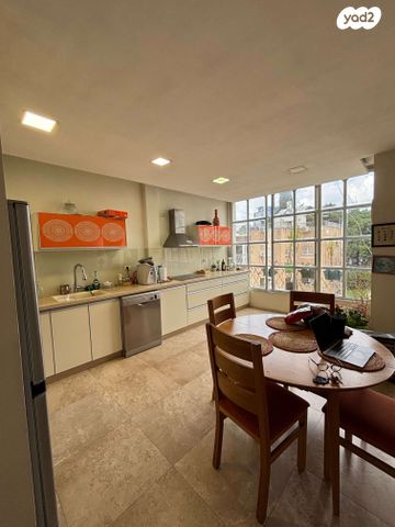 דירה, ד"ר אברהם אליהו הרכבי 31, תל חיים, תל אביב יפו