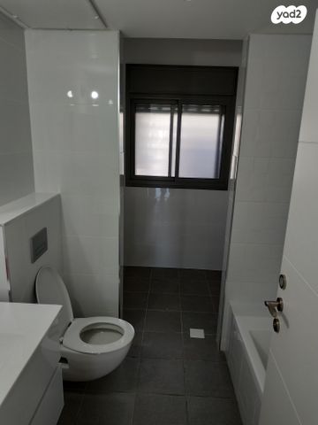 דירה, לוטוס 16, כרמליה, חיפה