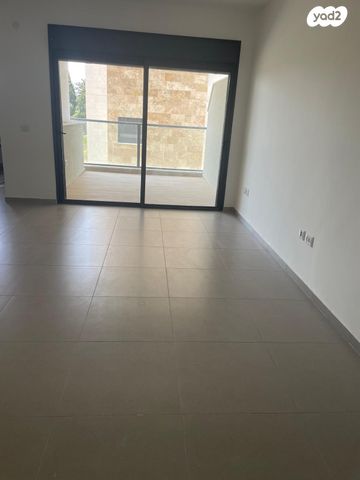 דירה, הרב זבולון גרז 7, רחובות הצעירה, רחובות