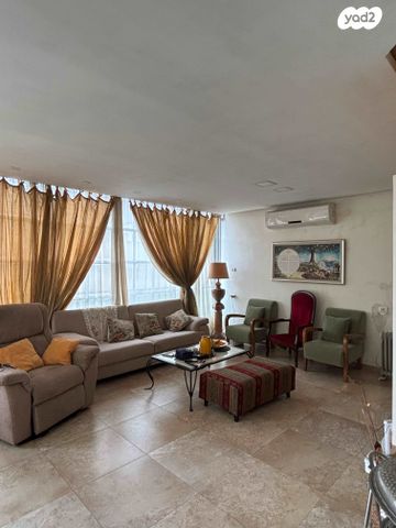 דירה, ד"ר אברהם אליהו הרכבי 31, תל חיים, תל אביב יפו