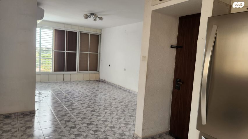 דירה, טשרניחובסקי 131, עלייה, כפר סבא