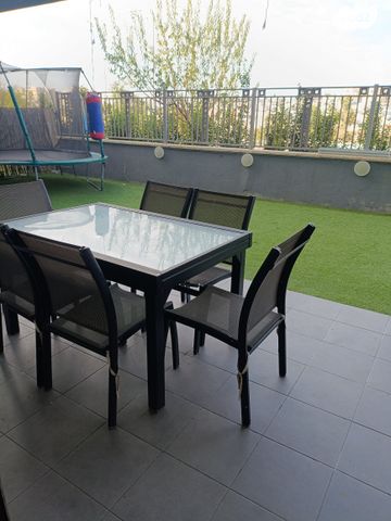 דירת גן, סביון 32, הפרחים, חריש