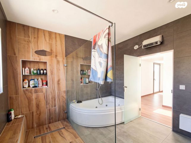 דופלקס, יהודה הלוי 40, מרכז העיר דרום, נתניה