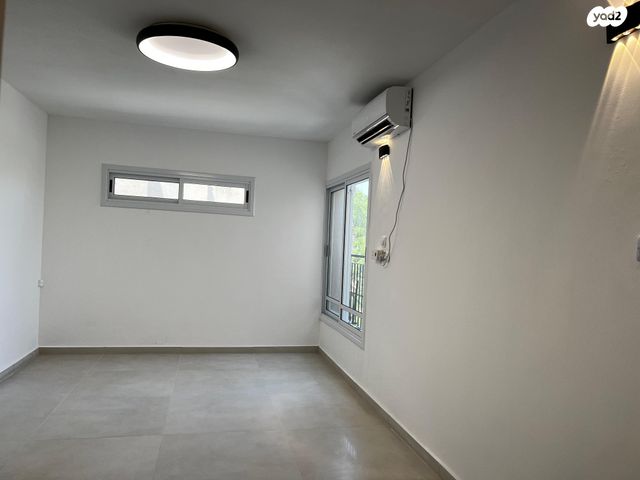 דירה, עיינות 1, עינות, ערד