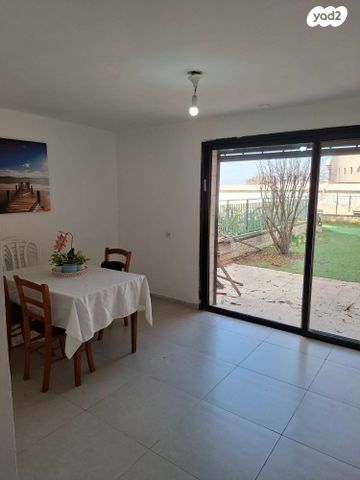 דירת גן, שיבת ציון 2, דקל, אפרת