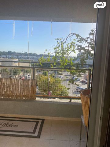 דירה, עמק דותן 50, הנחלים, מודיעין מכבים רעות