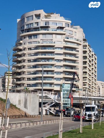 דירה, פרופ' יובל נאמן 3, הגוש הגדול, רמת אביב החדשה, נופי ים, תל אביב יפו