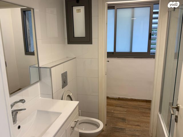 דירה, האחים בכר 2, קרול, פתח תקווה