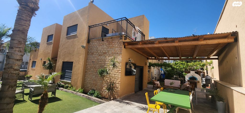 בית פרטי/ קוטג', גורדון 26, שיכון עובדים, טבריה