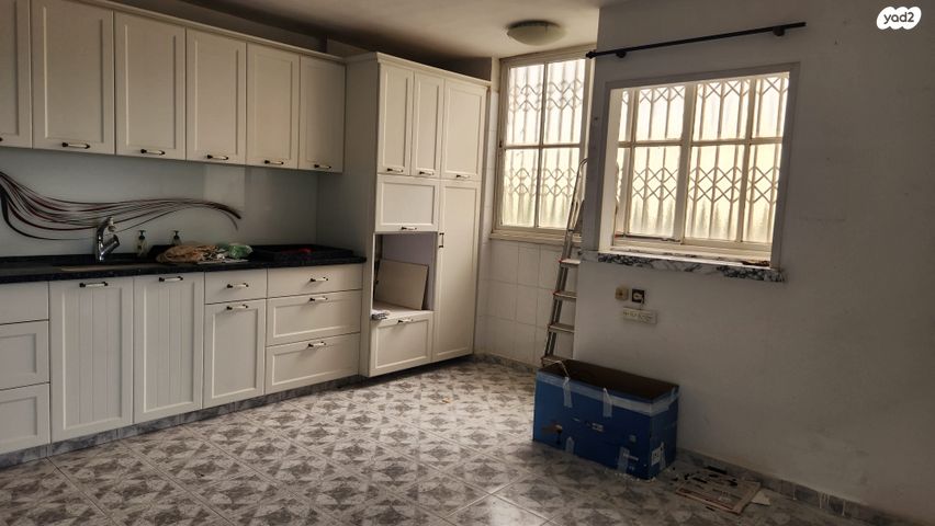 דירה, טשרניחובסקי 131, עלייה, כפר סבא