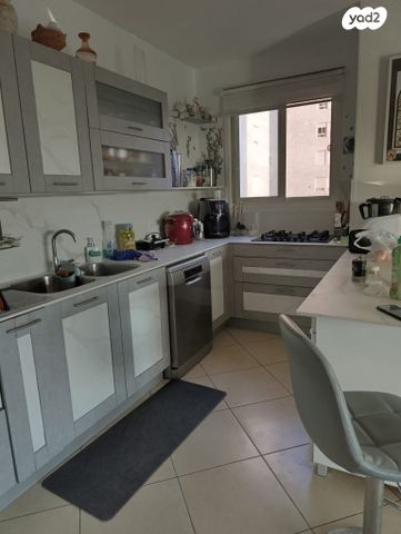 דירה, ברקת 2, רובע י"ז, אשדוד