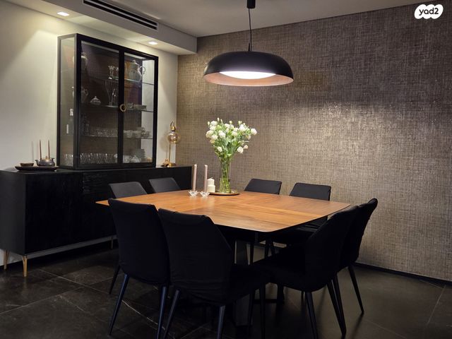 דירה, נעמי שמר 16, קרית אילון, חולון