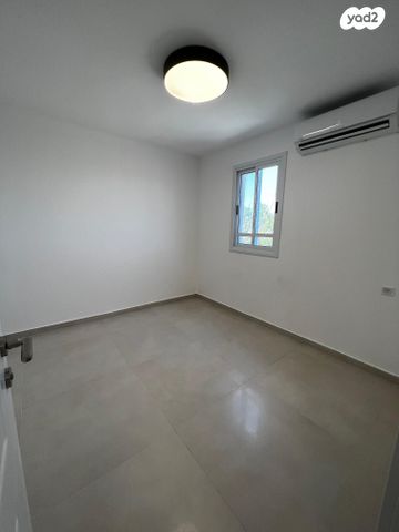 דירה, עיינות 1, עינות, ערד