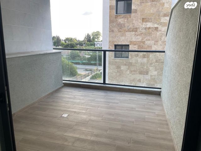 דירה, הרב זבולון גרז 7, רחובות הצעירה, רחובות