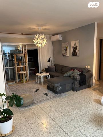 דירה, חיים 46, צור שלום, קרית ביאליק