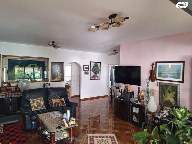 בית פרטי/ קוטג', נחל נעמן 11, קרית בנימין, קרית אתא