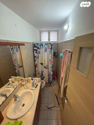 דו משפחתי, יעקב אחווה 46, קרית דוד אלעזר, פתח תקווה