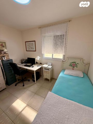 דירה, שדרות בגין 40, נוף הדר, כפר יונה