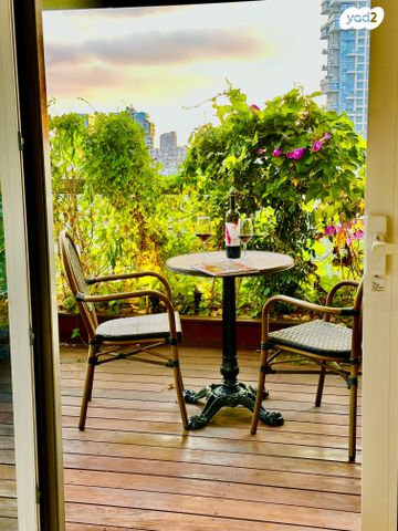 דירה, ניסים אלוני 17, צמרות איילון, פארק צמרת, תל אביב יפו