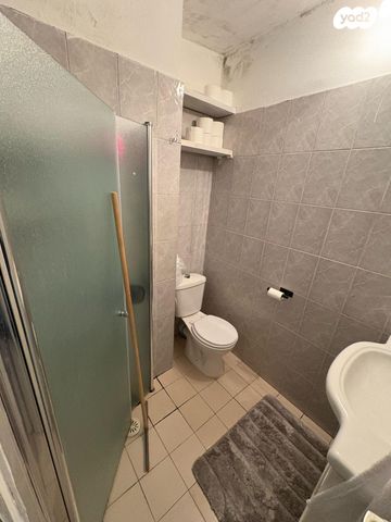 יחידת דיור, ברכה פולד 6, גני אילן, קרית אונו