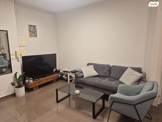 אהרון גולדשטיין 18