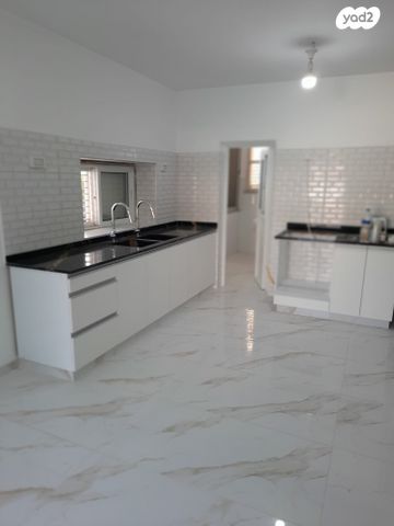 בית פרטי/ קוטג', החיטה 40, נחם, נחם